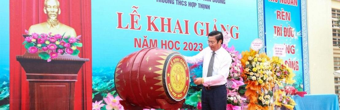 Trống Trường  Học